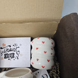 Tayri Duo Gift Set – Sculpture Vase & Set of Two Mugs