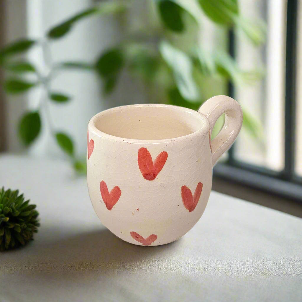 Tasse Tayri Cœurs — Mug Berbère Medium à Motifs en Céramique Artisanale