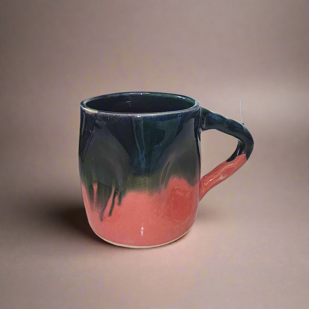 Tasse Nuit Oxyde — Éclat Sculpte en Céramique Beldi