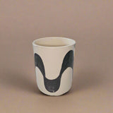 Tasse Tafoukt Amazigh — Coupe Café Soleil en Céramique Artisanale