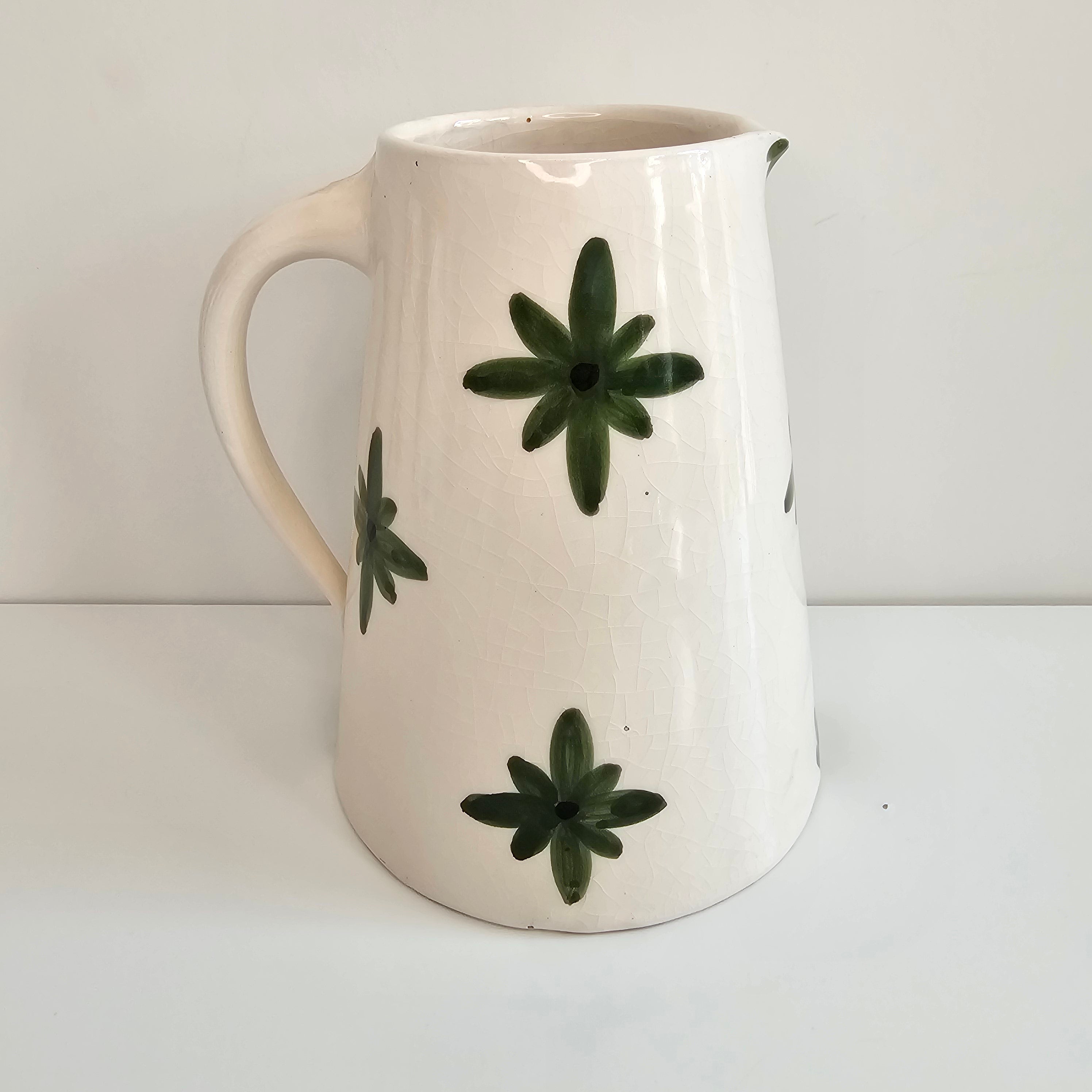 Carafe Fleurie Amazigh — Pichet en Céramique Peinte à la Main 1.5L