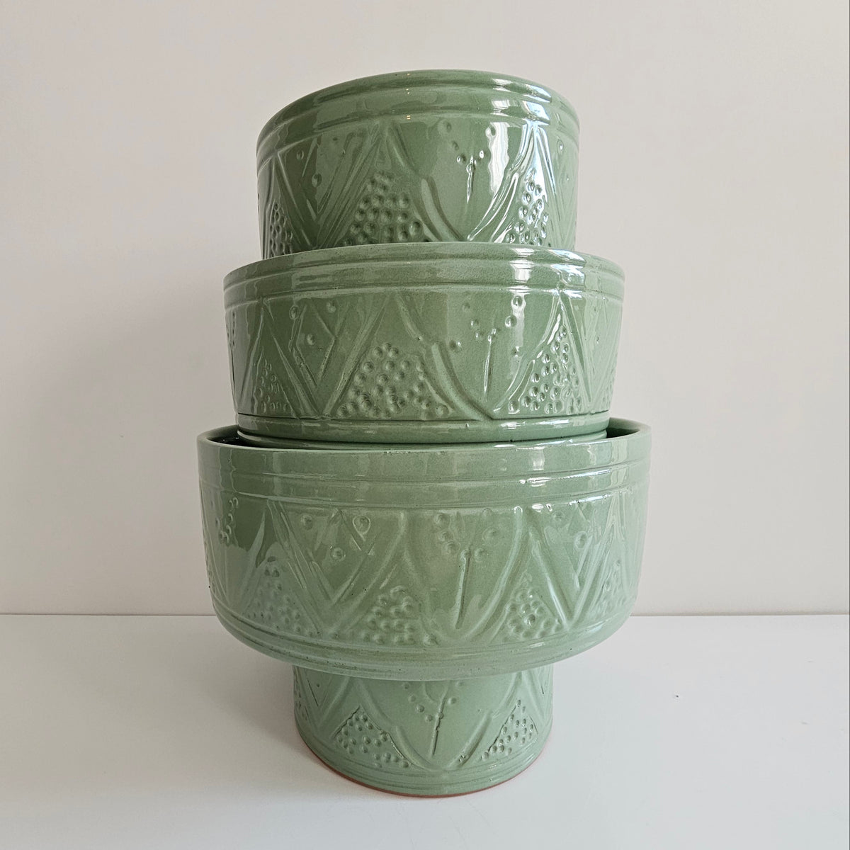 Set de 3 Coupes à Dessert Amazigh — Céramique Artisanale Vert Pastel