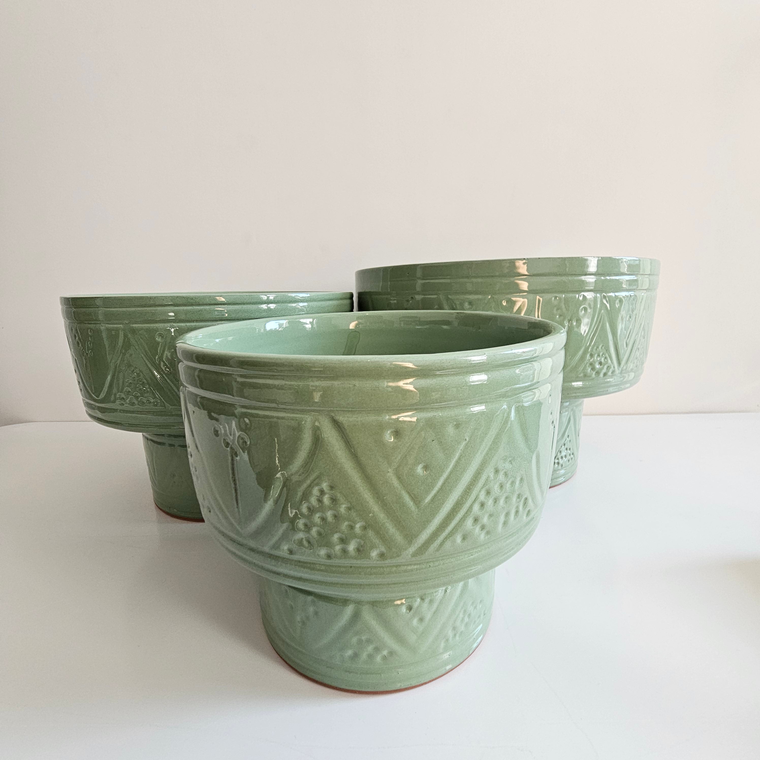 Set de 3 Coupes à Dessert Amazigh — Céramique Artisanale Vert Pastel
