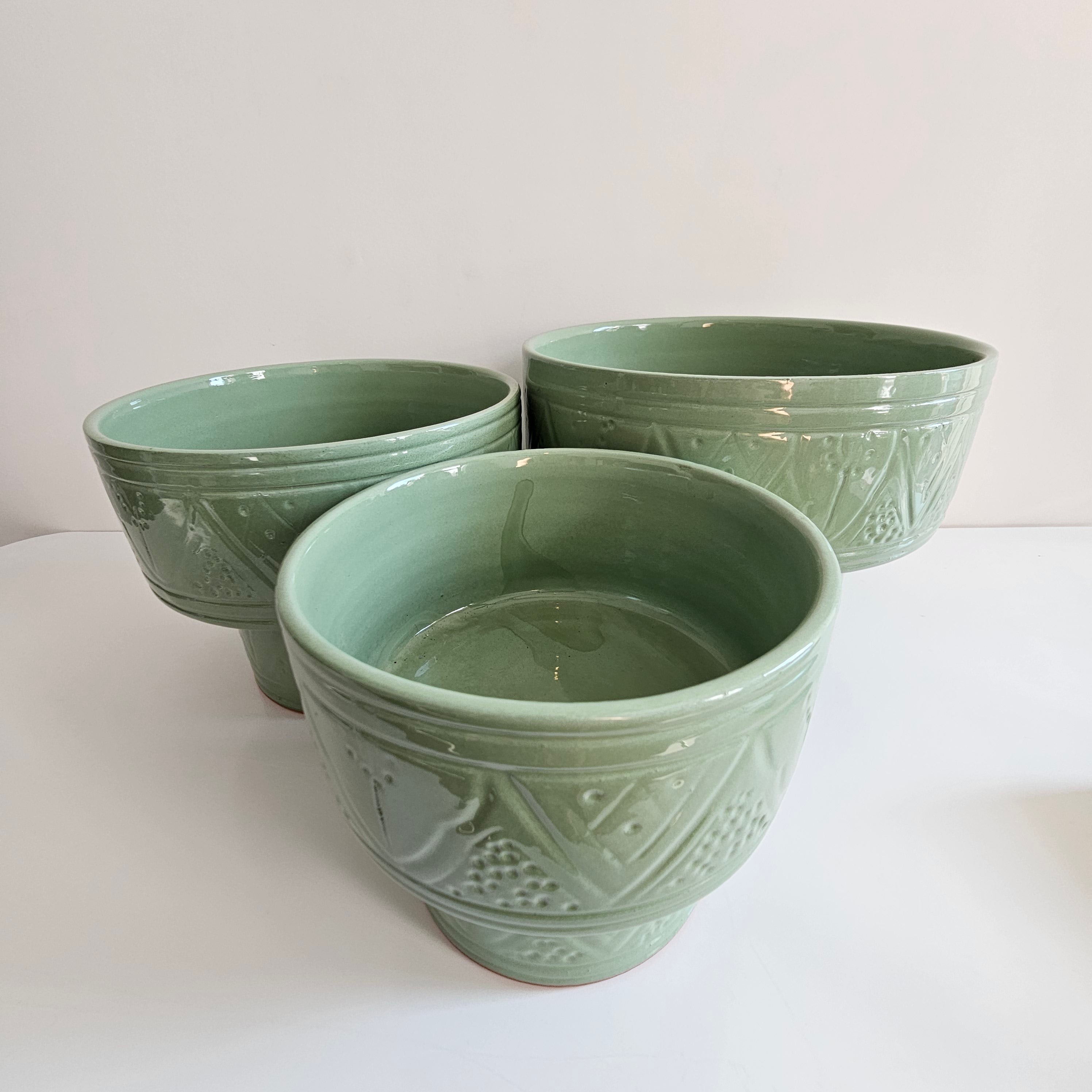 Set de 3 Coupes à Dessert Amazigh — Céramique Artisanale Vert Pastel
