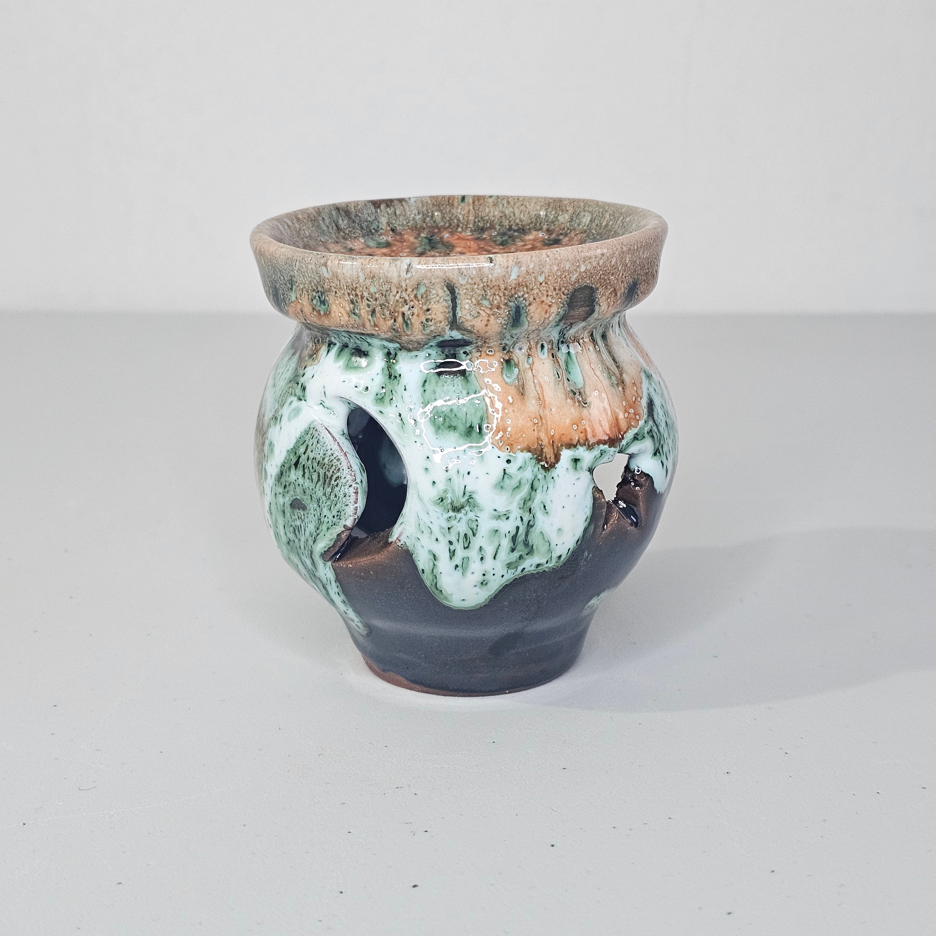 Handmade Pottery Oil Diffuser &amp; Tealight Holder – Earth Tone Glaze