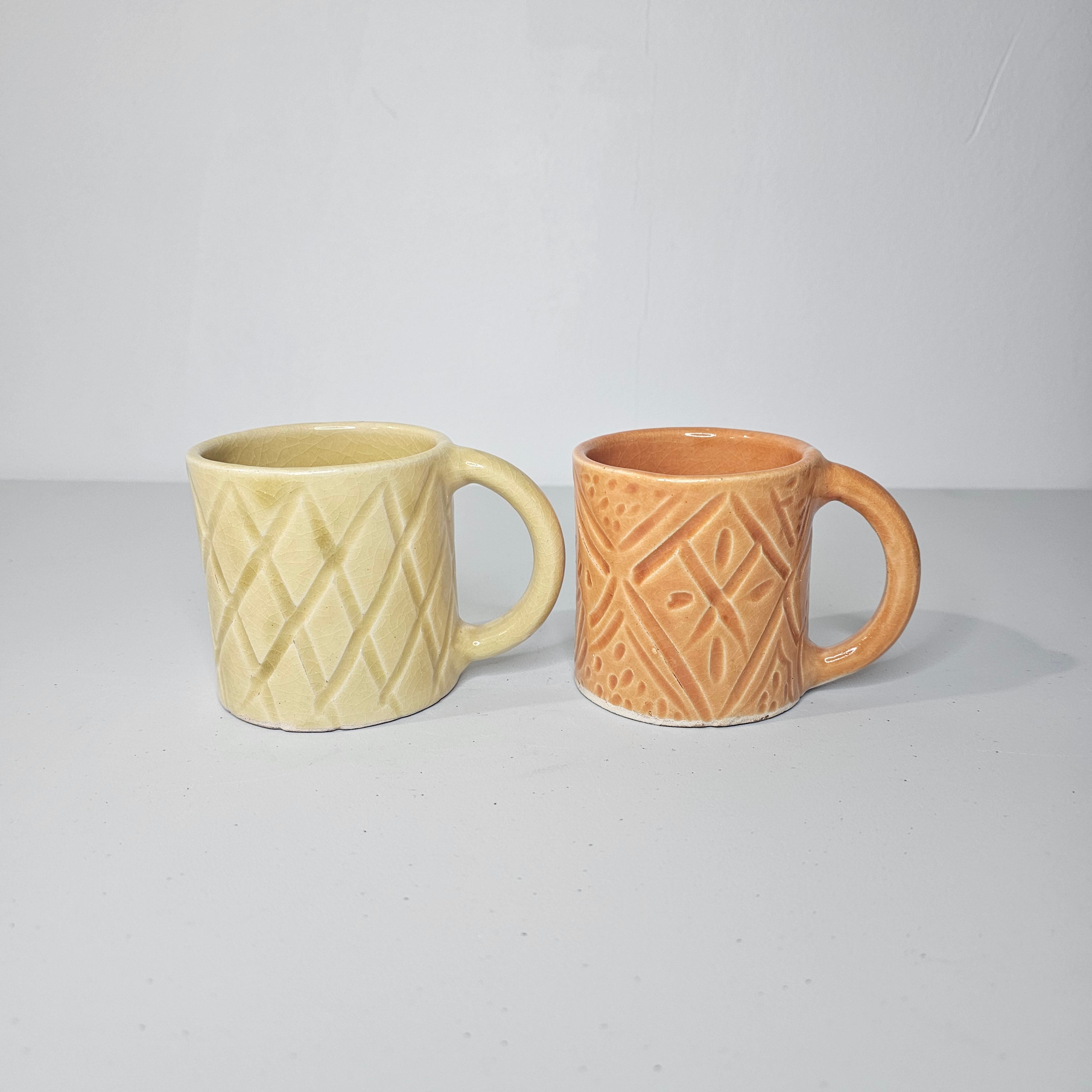 Berber Grid – Tadelakt Engraved Mug